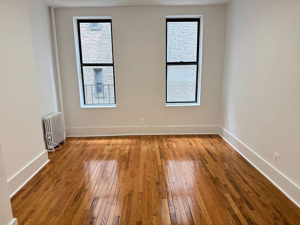 1st image of 693 10th Ave #2RSS