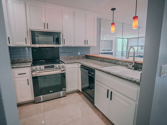 3rd image of 1140 Ocean Blvd Unit 325