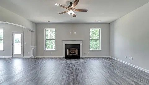 5th image of 945 Mystic Way