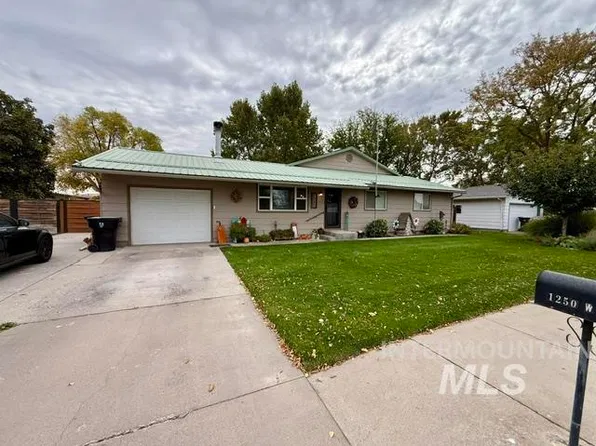 1250 W 9th St, Weiser, ID 83672