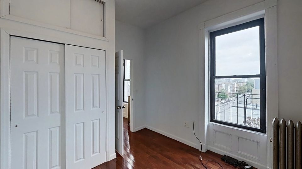 1st image of 64 Putnam Ave #6