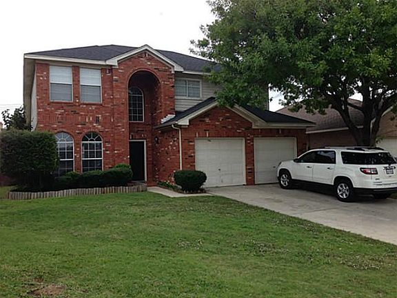 2nd image of 2703 Scarborough Dr