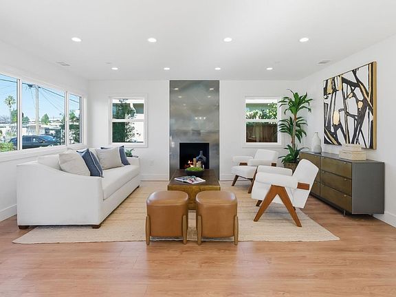 2nd image of 2512 Farrington Way