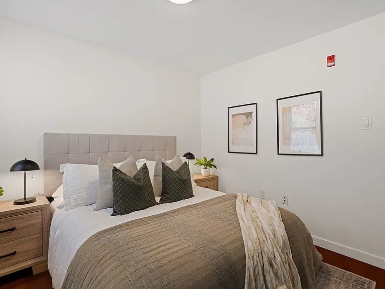 802 N 16th St #1 — Photo 14
