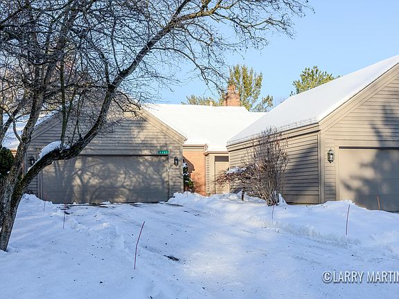 2nd image of 6663 Waybridge Dr SE #37