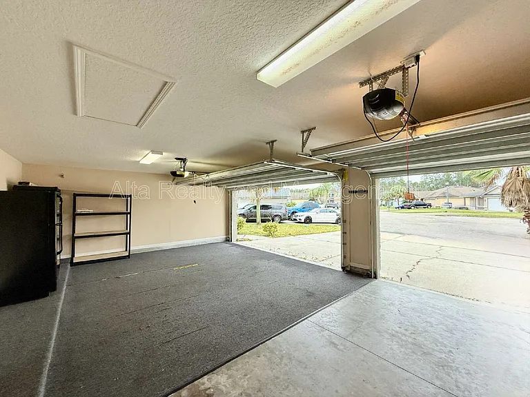 112 Morayshire Ct — Photo 29