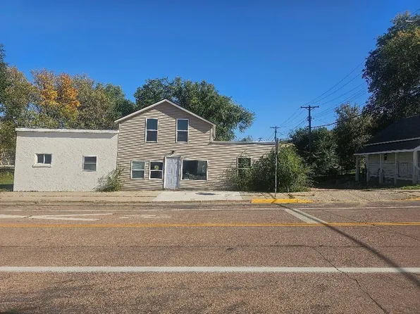 120 Morse St N, Nya, MN 55368