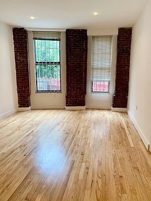 1st image of 130 E 96th St APT 1a