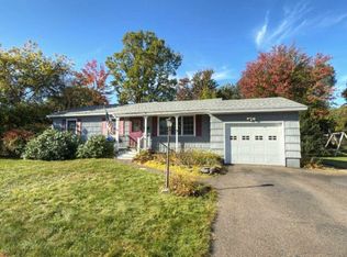 98 Logwood St, South Burlington, VT 05403