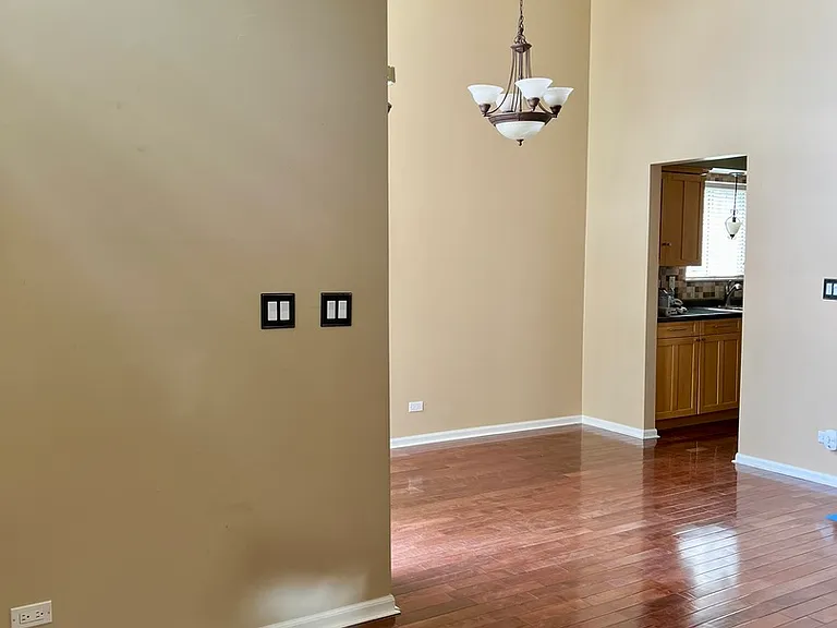 1165 Edington Ct — Photo 4