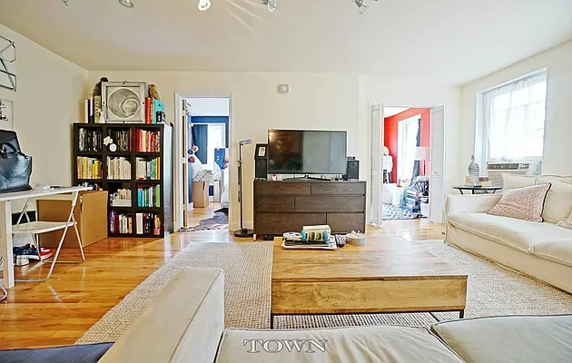 Rented by Town Residential | media 21