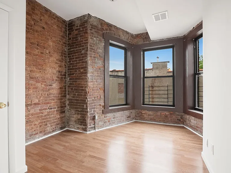 1978 Madison Ave #5 — Photo 3