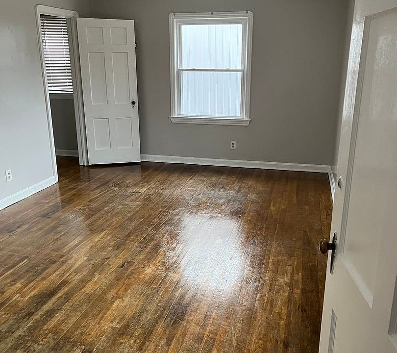 1st image of 7415-17 Franklin Ave #1899