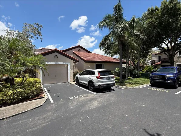8927 W Sunrise Blvd, Plantation, FL 33322