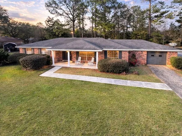 404 Audubon Dr S, Satsuma, AL 36572