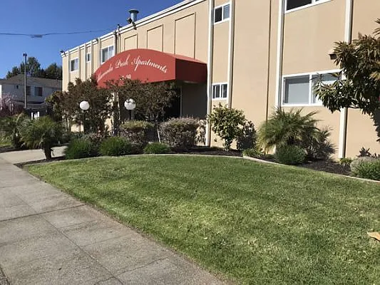ALAMEDA PARK APARTMENTS — Photo 4