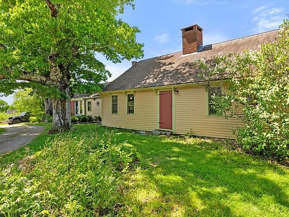 3rd image of 468 Hinckley Ridge Road