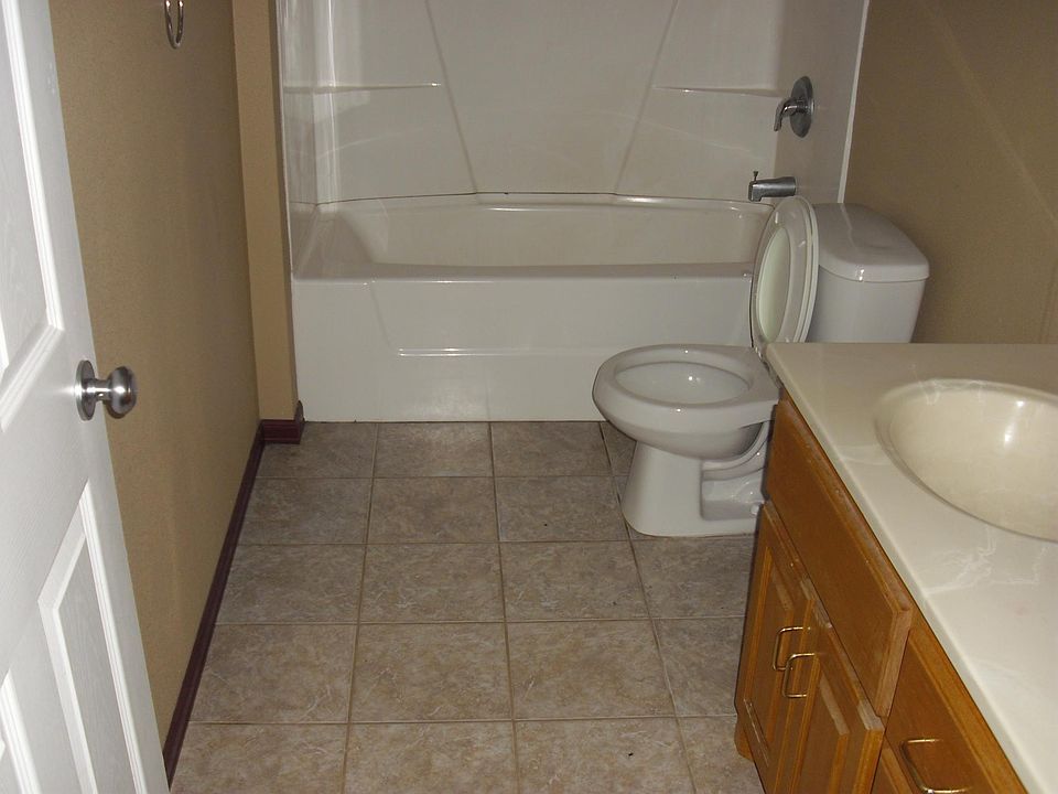 2nd image of 1527 Morgan Ave N