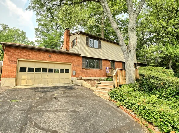 3559 Strathmoor Dr, Dayton, OH 45429