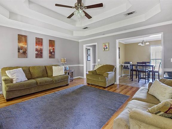 4th image of 553 Eaglewood Dr