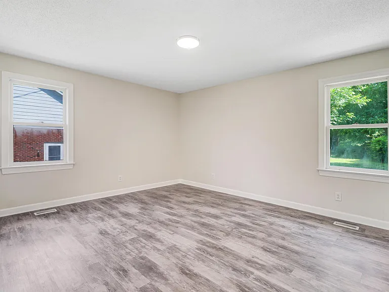 302 Cedar Rd — Photo 19