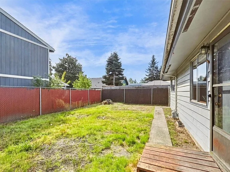 327 S St SE #3 — Photo 12