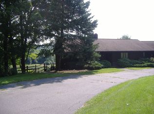 371 Montague Rd, Amherst, MA 01002