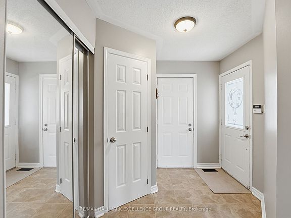 4th image of 887 Nesting Way