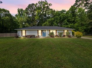 214 Lena Beth Dr, Leesville, LA 71446