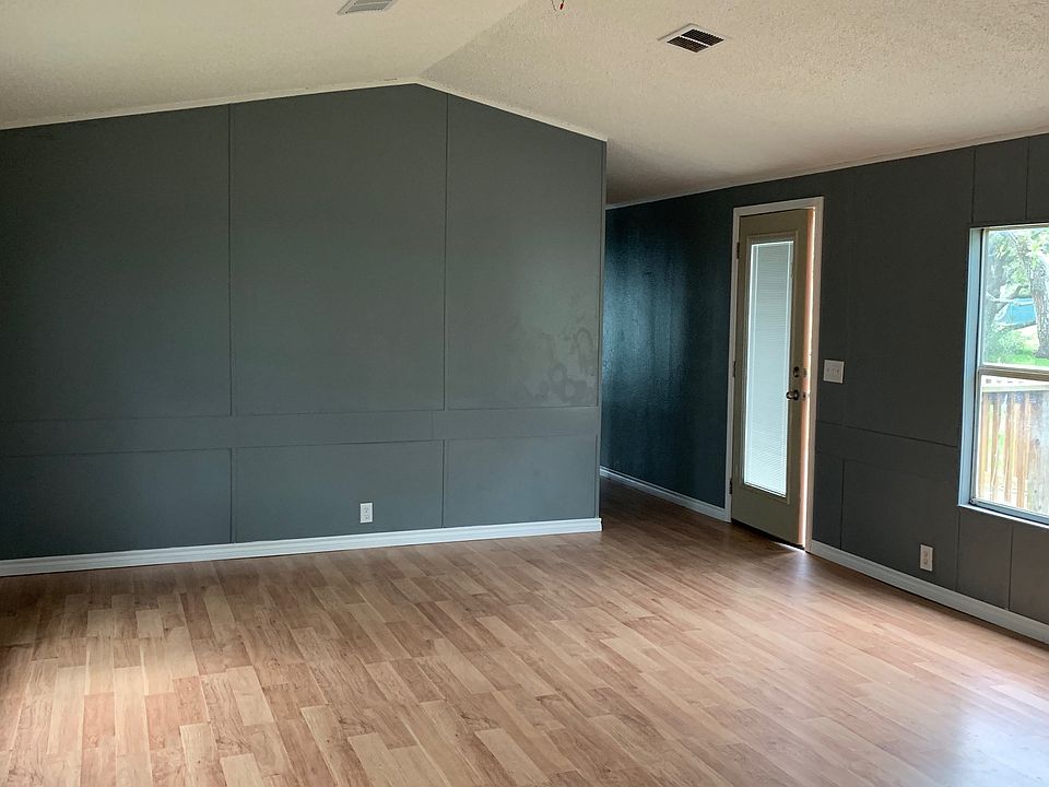 1st image of 40 Beta St