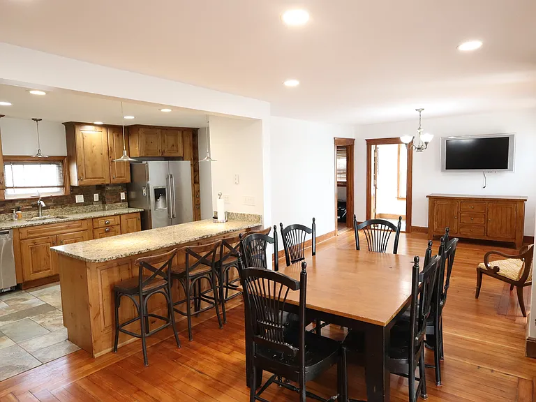 34R Rush St — Photo 7