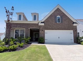 190 Abersham Dr, Mooresville, NC 28115