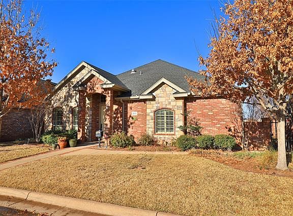 2nd image of 1826 Pemelton Dr