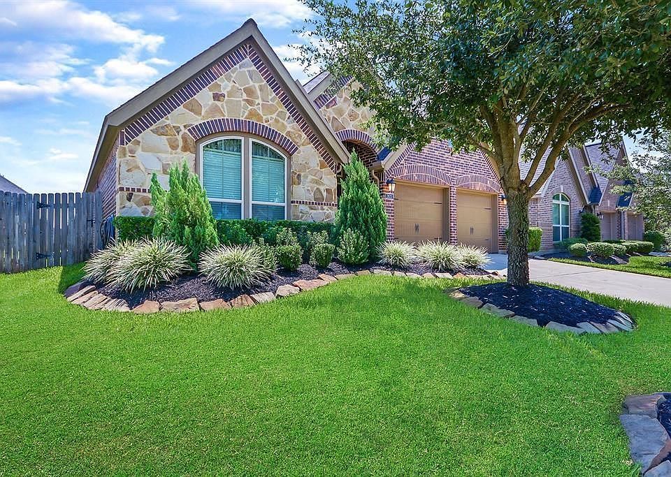 1st image of 2823 Weldons Forest Dr