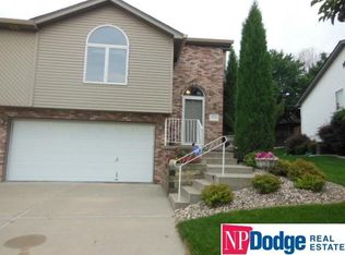 16608 Monroe St, Omaha, NE 68135
