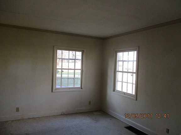 2nd image of 3111 Minnesota Dr