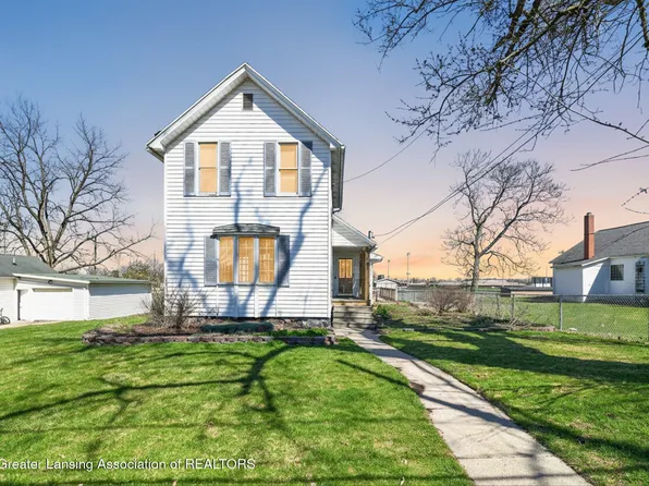 120 W Mason St, Morrice, MI 48857