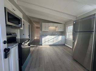 46 Franklin St #3B, Concord, NH 03301