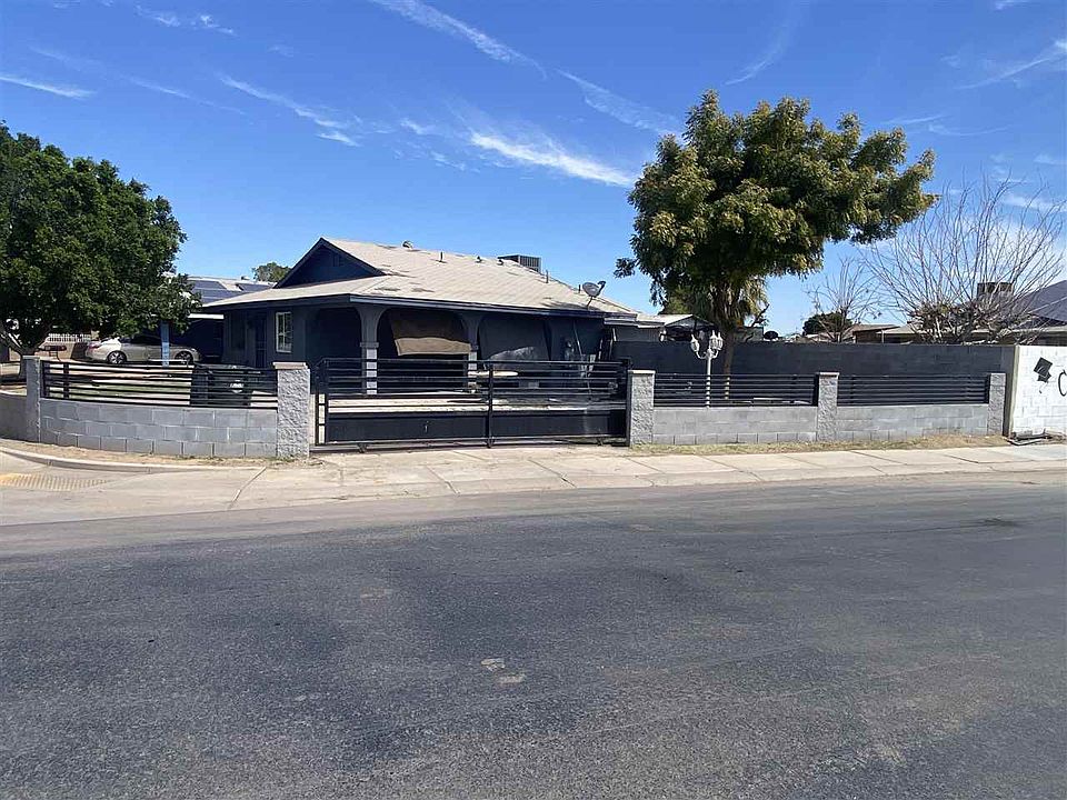 2nd image of 716 S Congress Ave