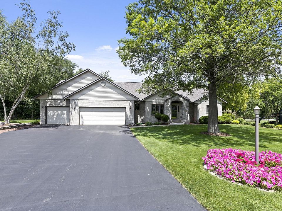 1st image of 8999 Sheringham Dr