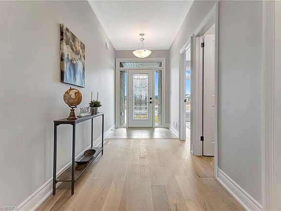 2nd image of 93 Craddock Blvd