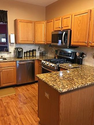 3rd image of 810 Blossom Cir