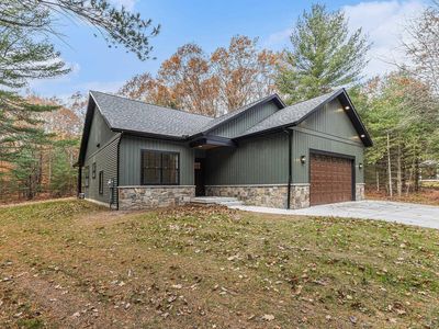 6076 Heartwood Trl, Lake Ann, MI, 49650