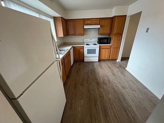 Kitchen from Entryway
