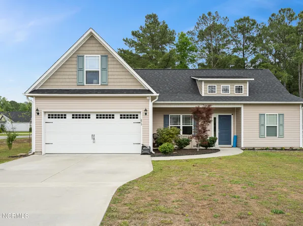 875 Union Bethel Road, Hampstead, NC 28443