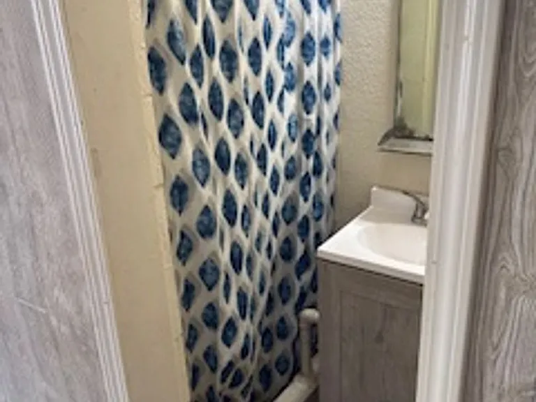 3961 Logan Ave #8 — Photo 3