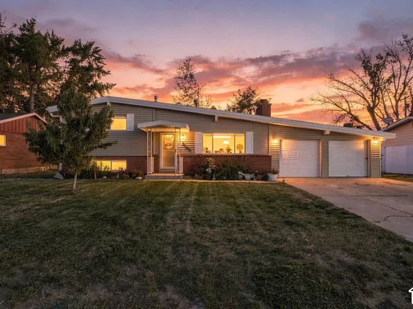 5067 S 2325 W, Roy, UT 84067