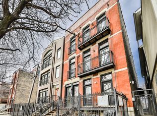 1222 W Hubbard St APT 2R, Chicago, IL 60642