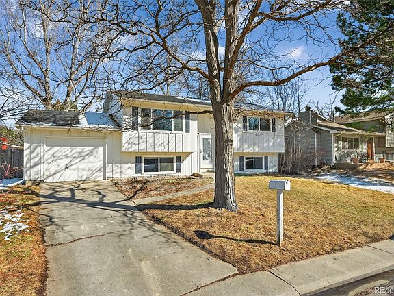 4th image of 2116 Springfield Court