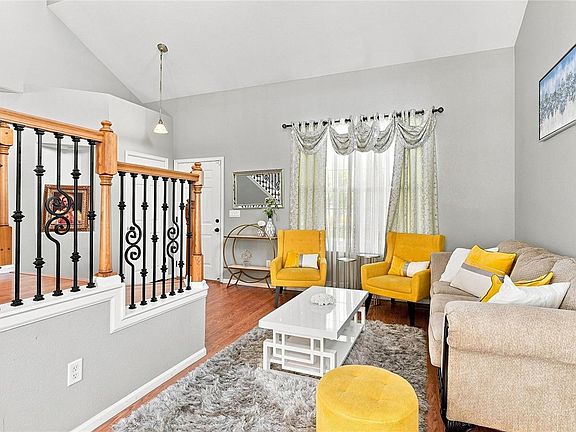 5th image of 2918 S Zeno Way
